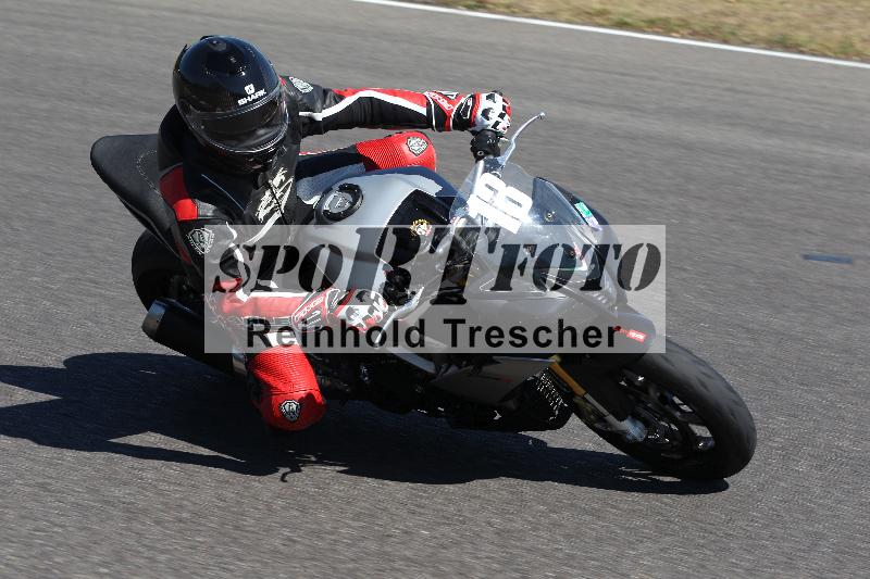 /Archiv-2022/54 13.08.2022 Plüss Moto Sport ADR/Einsteiger/13